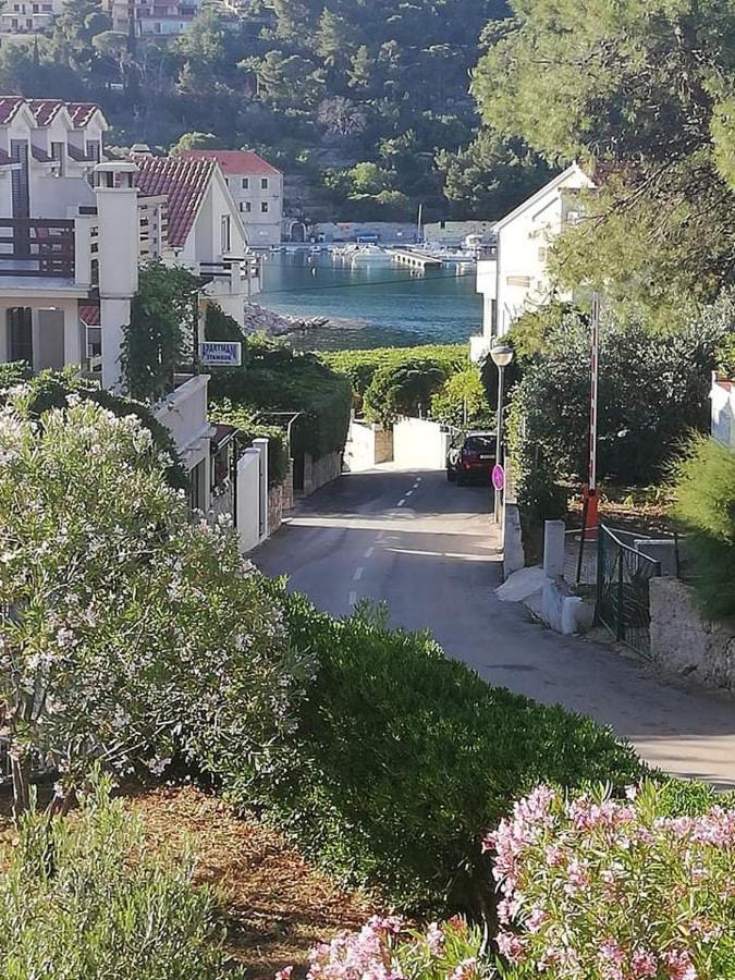 Apartments Milatic Jelsa  Dış mekan fotoğraf