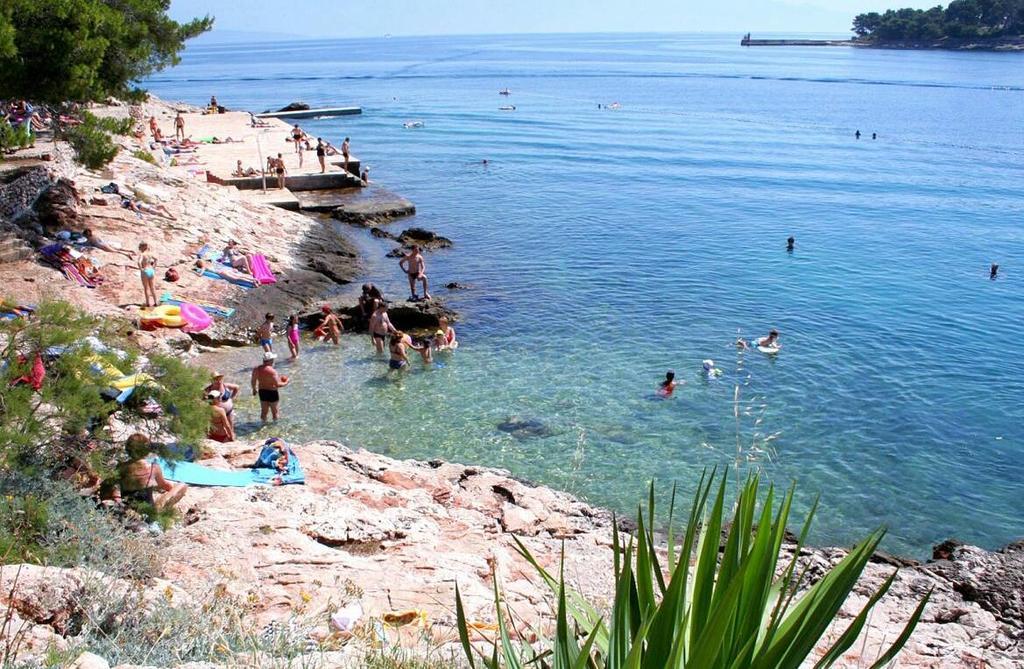 Apartments Milatic Jelsa  Dış mekan fotoğraf
