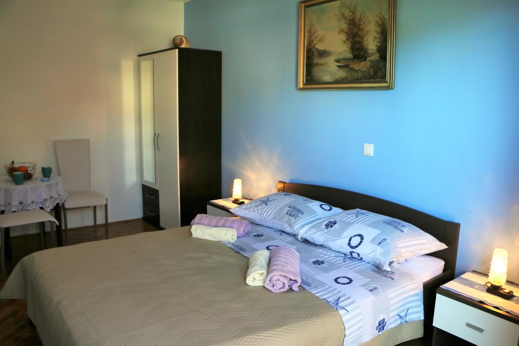 Apartments Milatic Jelsa  Dış mekan fotoğraf