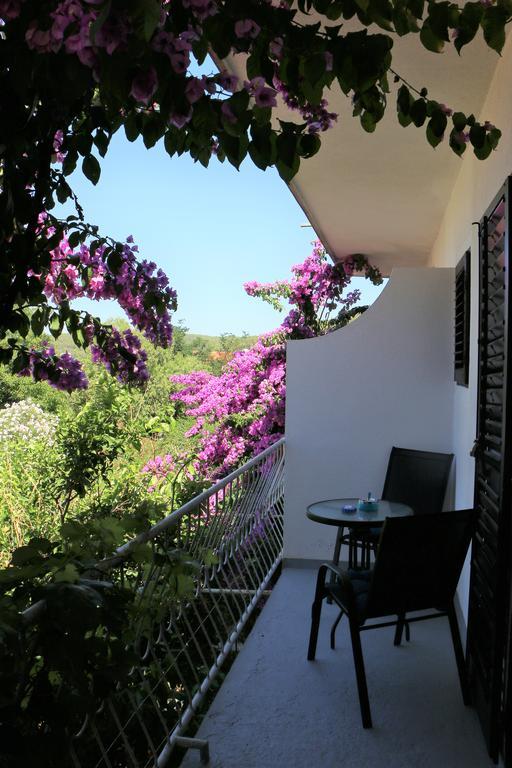 Apartments Milatic Jelsa  Dış mekan fotoğraf