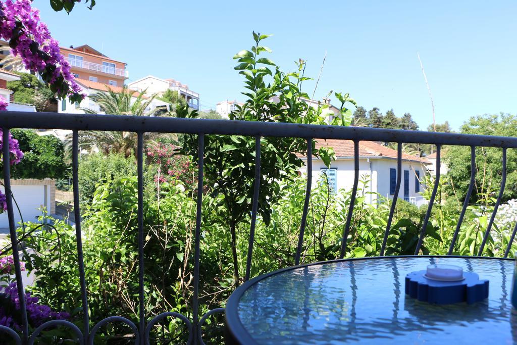 Apartments Milatic Jelsa  Dış mekan fotoğraf