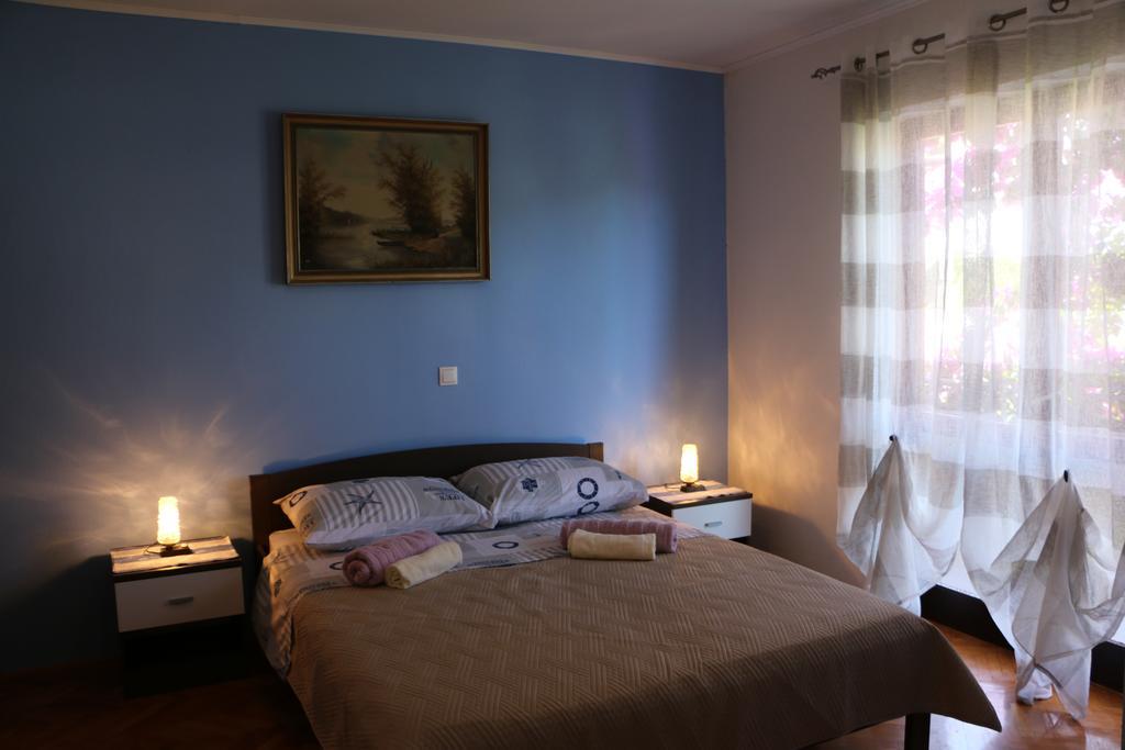 Apartments Milatic Jelsa  Dış mekan fotoğraf
