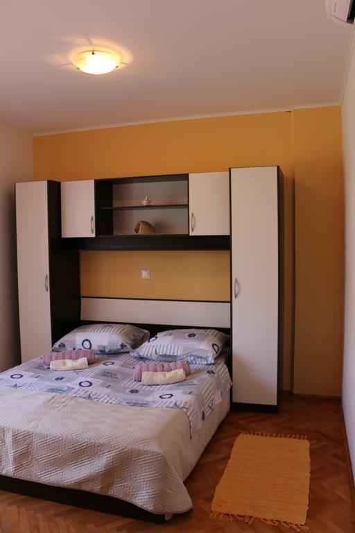 Apartments Milatic Jelsa  Dış mekan fotoğraf