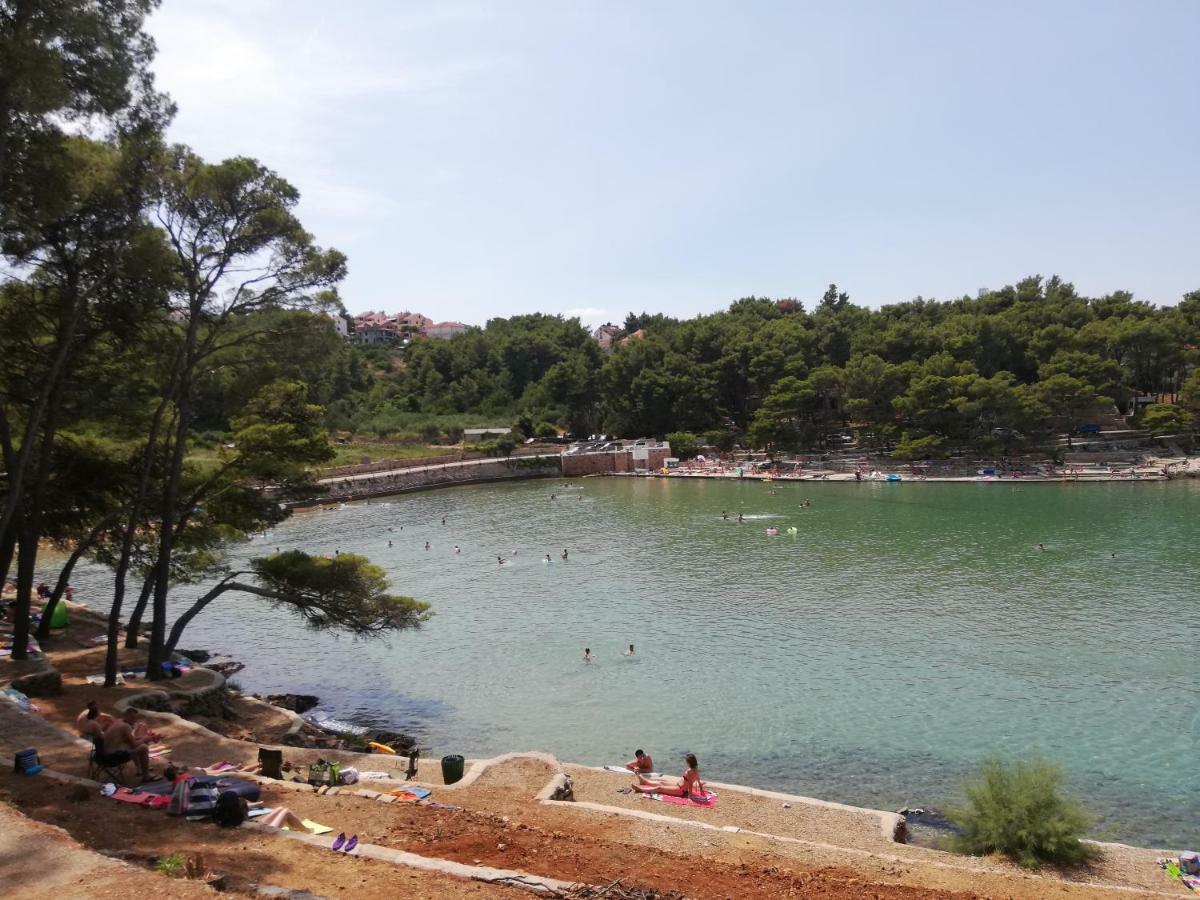 Apartments Milatic Jelsa  Dış mekan fotoğraf