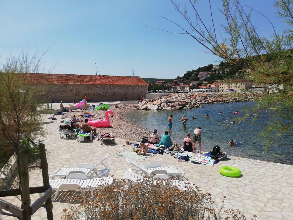 Apartments Milatic Jelsa  Dış mekan fotoğraf